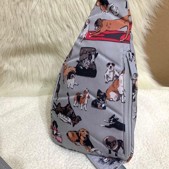VERA BRADLEY Retired Convertible Reactive Sling Backpack BEST IN SHOW Dogs - Picture 9 of 16